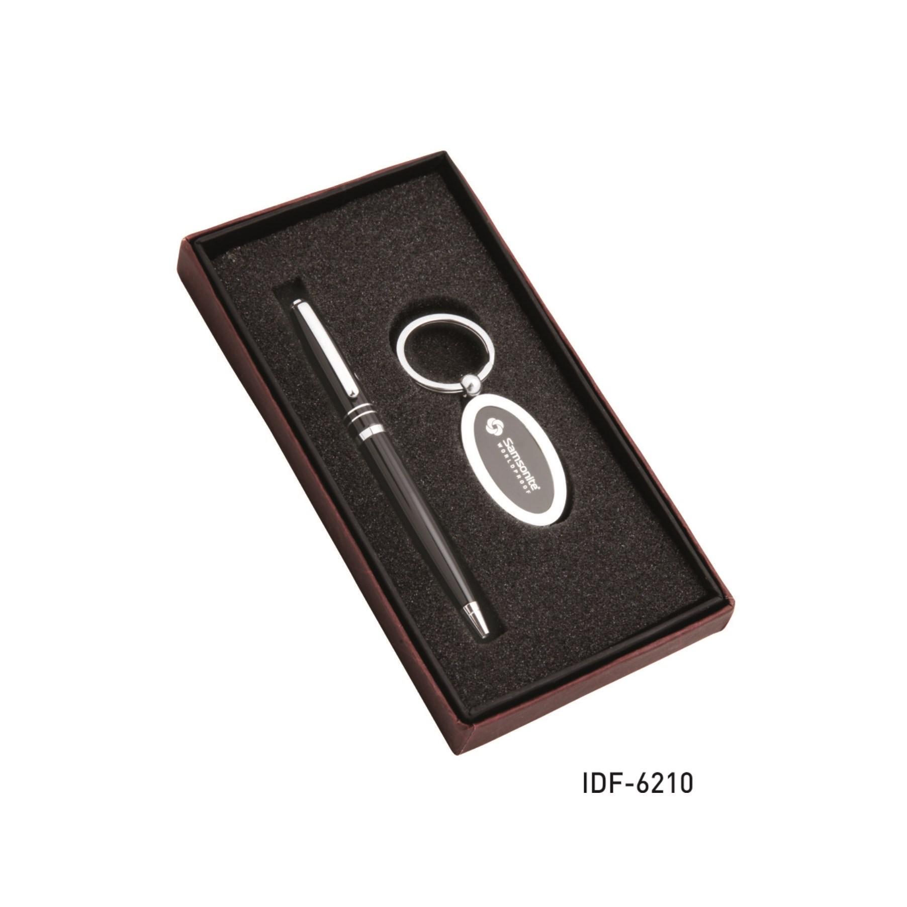 Gift Set Of Black Pen With Keychain