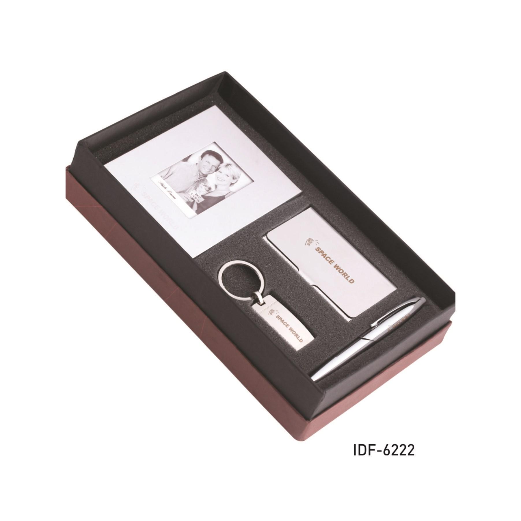 Gift Set Of Silver Pen , Photocard , Keychain , Wireless Device