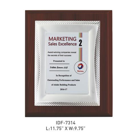 Slide View Wood Trophy